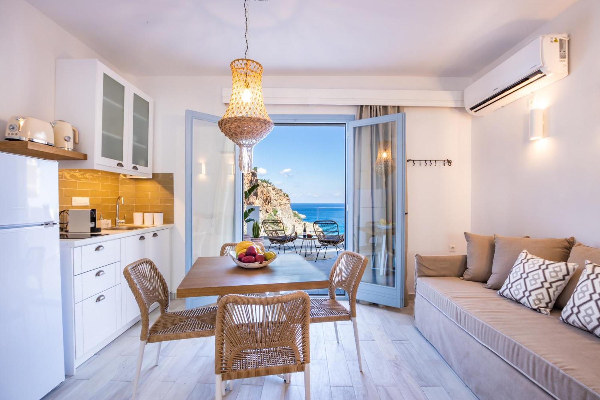 Yploui Suites Karpathos Town  Exterior photo