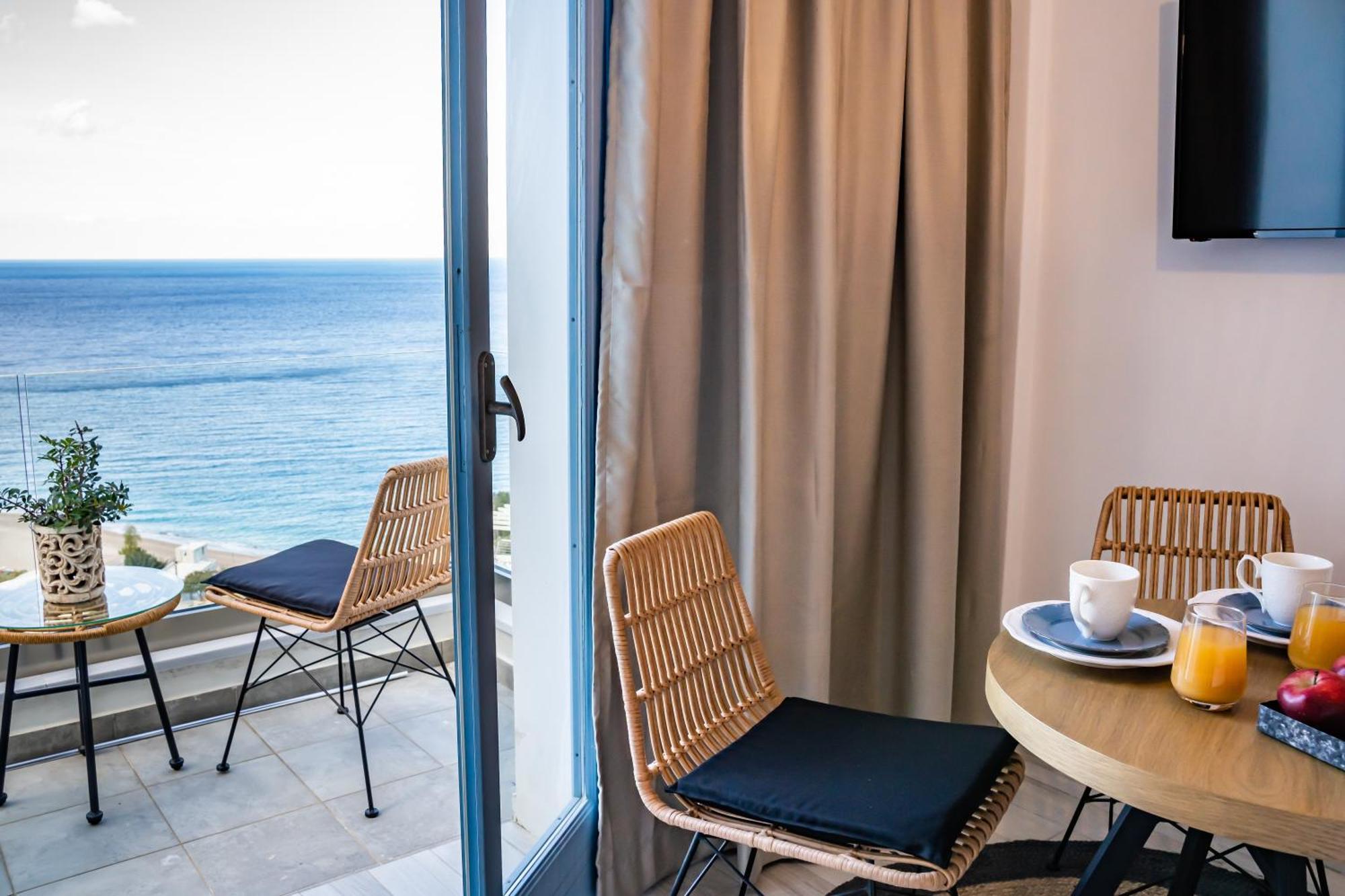 Yploui Suites Karpathos Town  Exterior photo