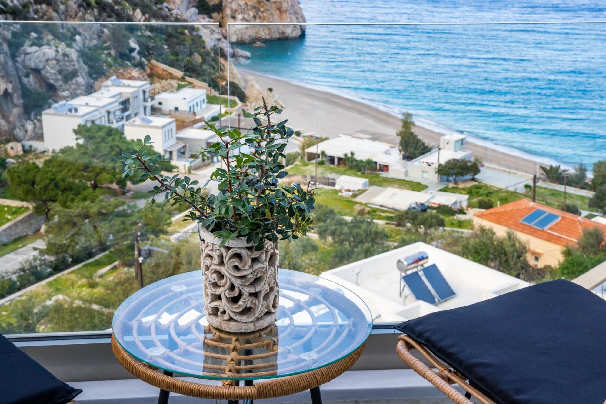Yploui Suites Karpathos Town  Exterior photo