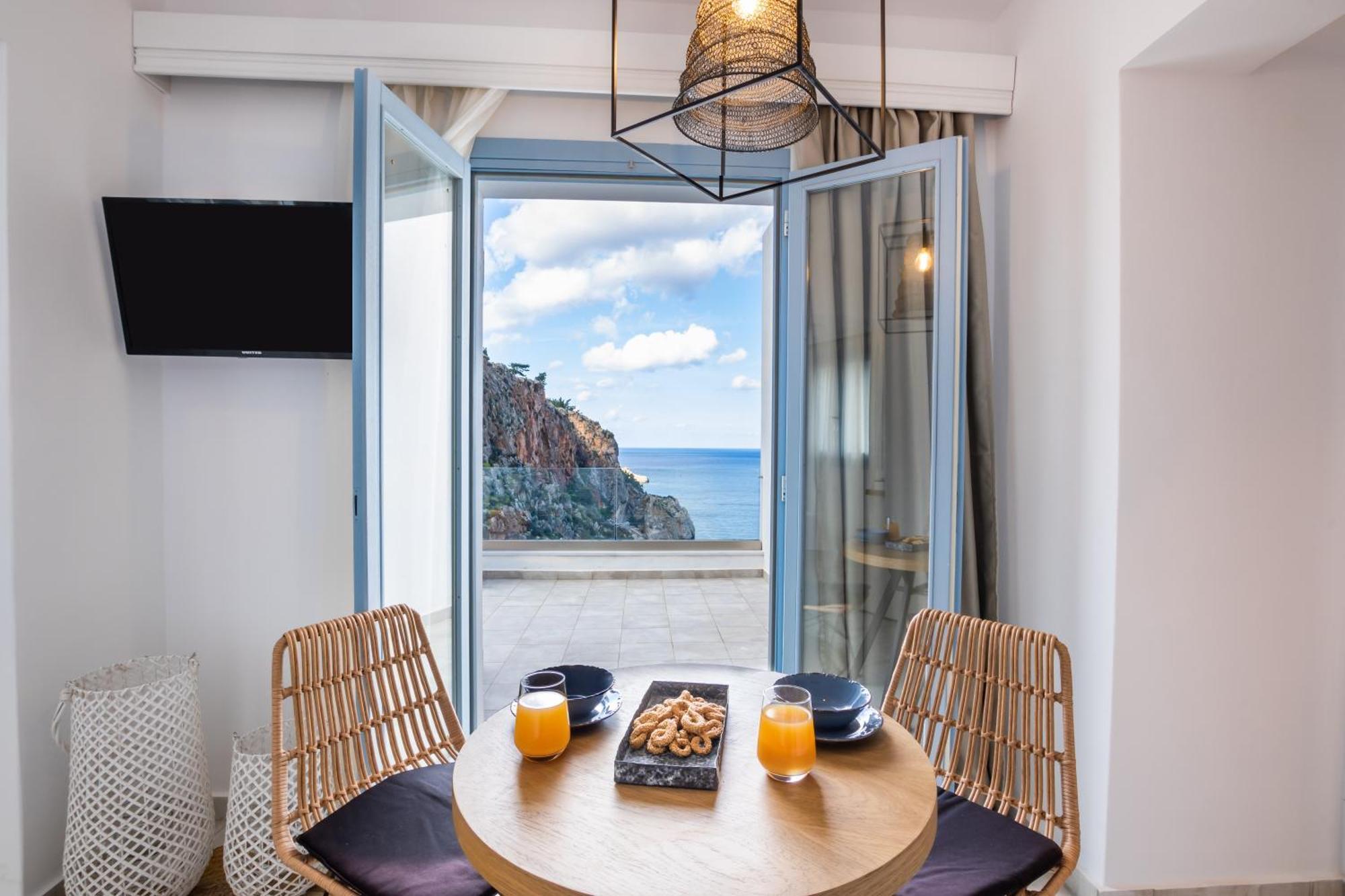 Yploui Suites Karpathos Town  Exterior photo
